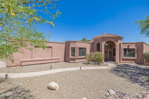 10318 N Alder Spring Dr, Oro Valley, AZ, 85737-9477 | Card Image