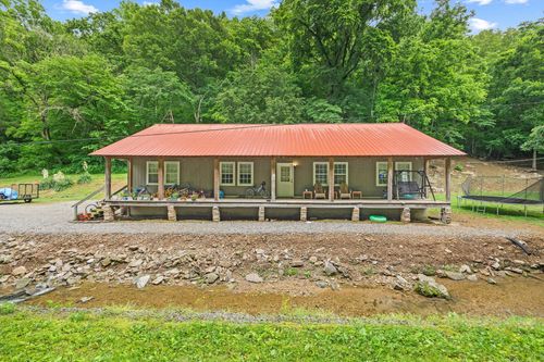 333 Cubbins Hollow Rd, Dowelltown, TN, 37059-2089 | Card Image