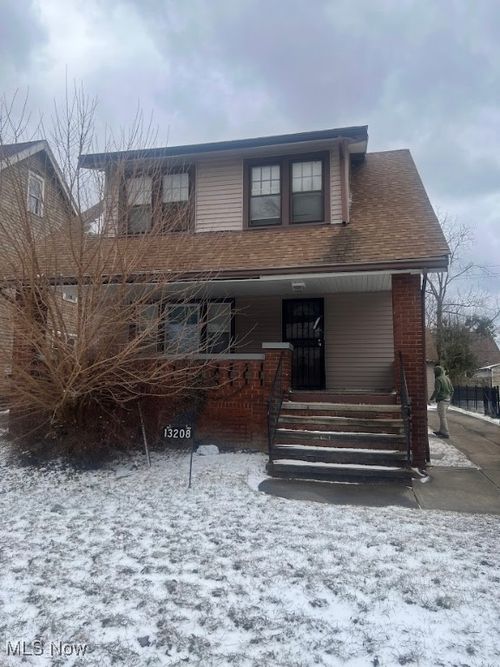 13208 Maplerow Ave, Garfield Heights, OH, 44105-6926 | Card Image