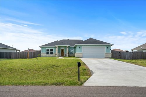 133 Longhorn Dr, Odem, TX, 78370-4568 | Card Image