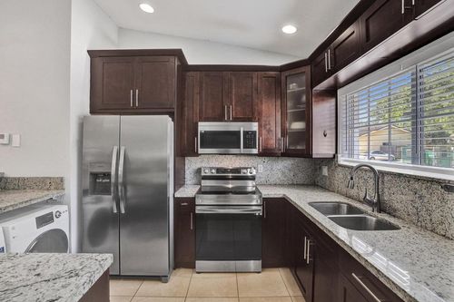 3866 Sw 48th Ave, Hollywood, FL, 33023-7901 | Card Image