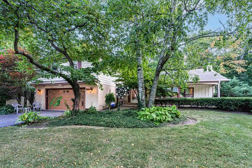 32381 N Forest Dr, Grayslake, IL, 60030-2522 | Card Image