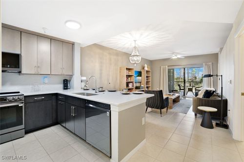 apt-204-4455 Botanical Place Cir, NAPLES, FL, 34112-2418 | Card Image