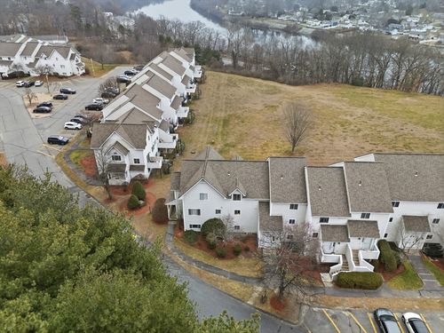 apt-124-100 Merrimack Ave, Dracut, MA, 01826-5680 | Card Image