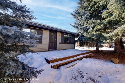 867 W Snow King Avenue, Jackson, WY, 83001 | Card Image