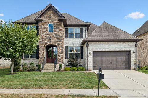 8009 June Apple Ln, Spring Hill, TN, 37174-1513 | Card Image