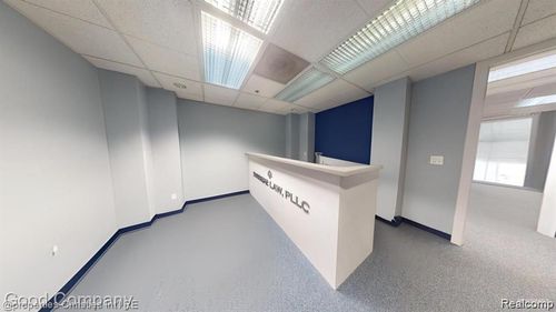 31700 Telegraph Rd, Bingham Farms, MI, 48025-3407 | Card Image