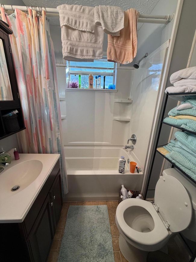 106 Walnut Ln, House other with 3 bedrooms, 2 bathrooms and null parking in Gray KY | Image 15