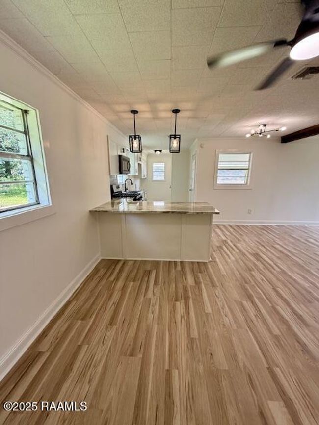 Dining Area | Image 5