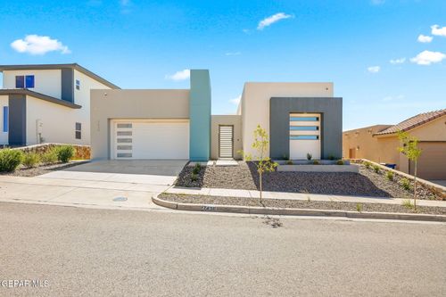 7438 Wooden Nickel Dr, El Paso, TX, 79911-2228 | Card Image