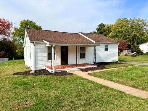 4420 Pennsylvania Ave Ne, Roanoke, VA, 24019-5746 | Card Image