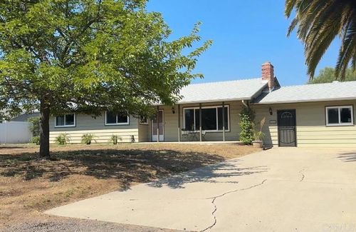 296 Durgin St, Ramona, CA, 92065-3856 | Card Image