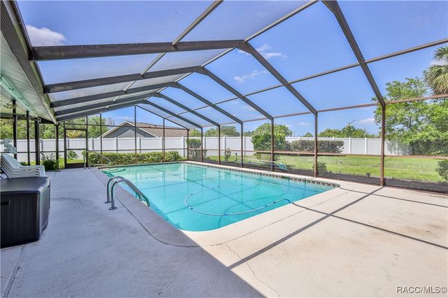 12191 Monarco Ln, House other with 3 bedrooms, 2 bathrooms and 2 parking in SPRING HILL FL | Image 47