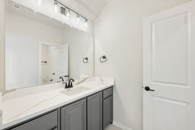 1233 Sylvia St, House other with 5 bedrooms, 5 bathrooms and null parking in Desoto TX | Image 36