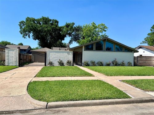 12314 Meadowhollow Dr, Meadows Place, TX, 77477-1429 | Card Image