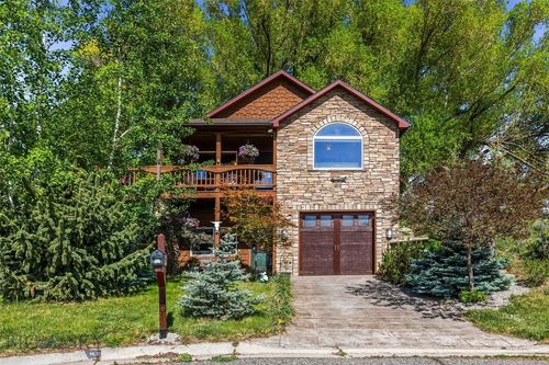 1301 Absaroca Ct, Livingston, MT, 59047-2417 | Card Image