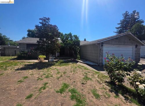 218 Bryan Ave, Roseville, CA, 95661 | Card Image