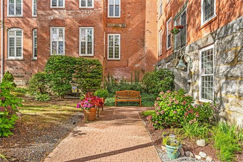 226-2 School St, Lincoln, RI, 02865 | Card Image