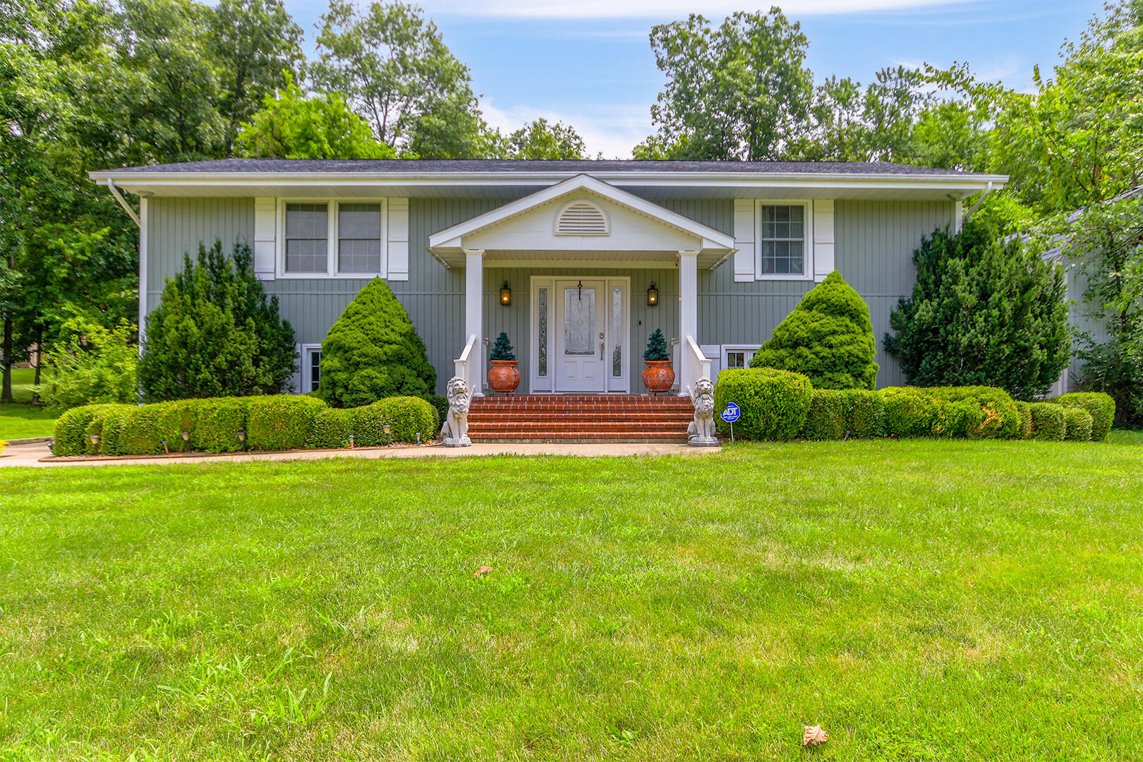 Audrain Road 814 , Mexico, MO 65265