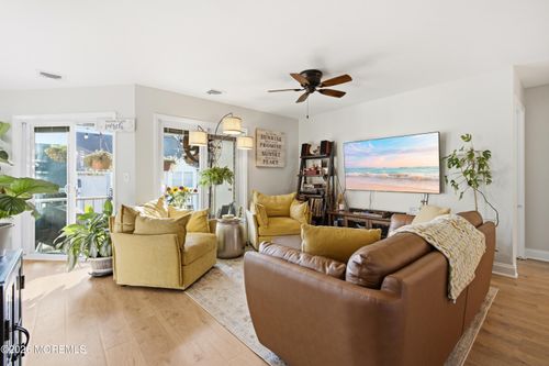 59-231 Atlantic St, Keyport, NJ, 07735-2039 | Card Image