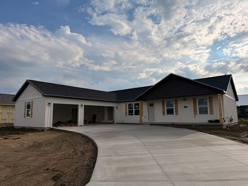 407 Jerin Drive, Fisher, IL, 61843 | Card Image