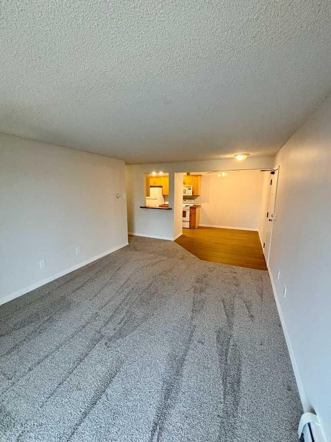 2203 - 13045 6 Street Sw, Condo with 2 bedrooms, 1 bathrooms and 1 parking in Calgary AB | Image 11