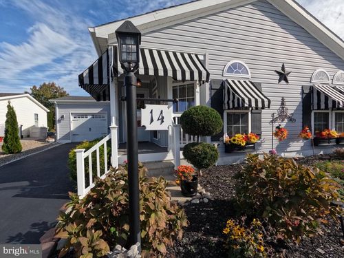 14 Lumberton Ave, MANAHAWKIN, NJ, 08050-6020 | Card Image