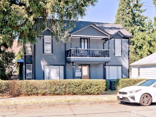 323 1st Ave S, Kent, WA, 98032-5959 | Card Image