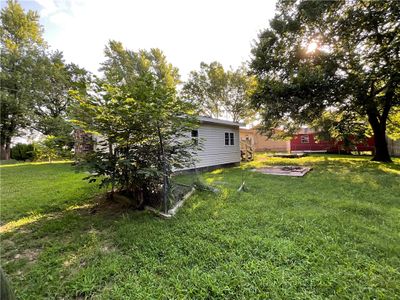 6245 Dearing, House other with 2 bedrooms, 2 bathrooms and null parking in Springdale AR | Image 2