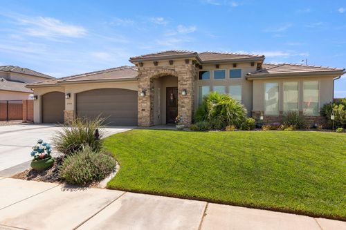 3504 S Garden Dr, St George, UT, 84790-1314 | Card Image