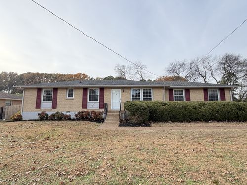 120 Roberta Dr, Hendersonville, TN, 37075-5320 | Card Image