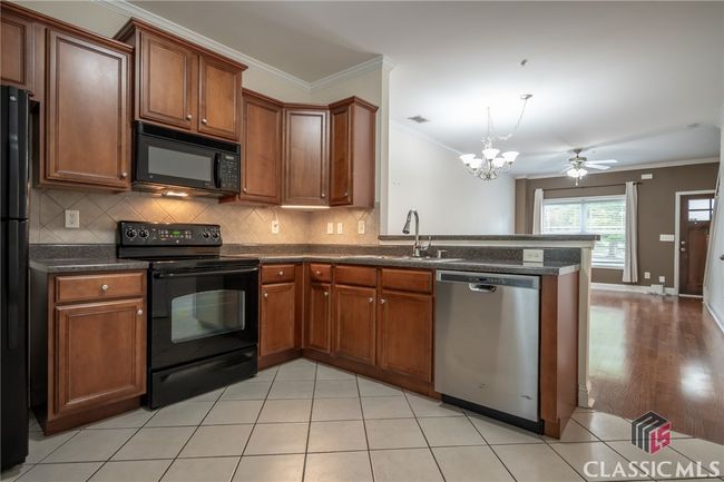 347 Oconee River Cir, Townhouse with 2 bedrooms, 3 bathrooms and 3 parking in Athens GA | Image 4