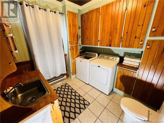 110 Des Champs Rue, House other with 7 bedrooms, 3 bathrooms and null parking in Lamèque NB | Image 16