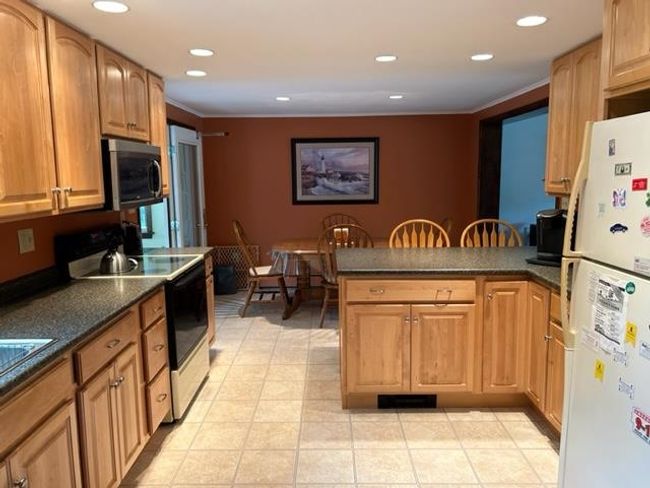 10 Candy Ln, House other with 3 bedrooms, 2 bathrooms and null parking in Gorham NH | Image 6
