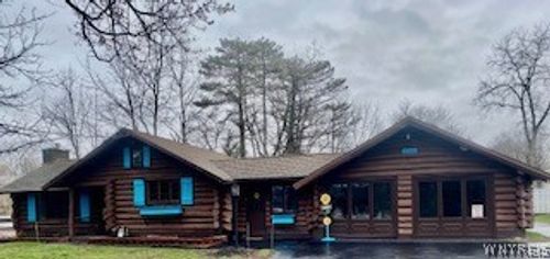 3395 Orchard Park Rd, Orchard Park, NY, 14127-1618 | Card Image