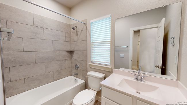 1922 Scare Crow, House other with 4 bedrooms, 2 bathrooms and null parking in New Braunfels TX | Image 4