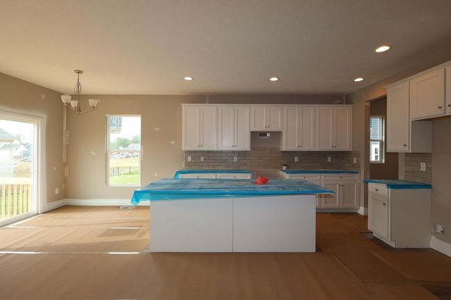 207 Isleta Dr, House other with 3 bedrooms, 2 bathrooms and null parking in Pataskala OH | Image 6