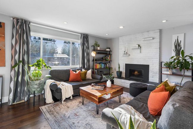 1777 Chalmers Ave, House other with 4 bedrooms, 3 bathrooms and 6 parking in Port Coquitlam BC | Image 5