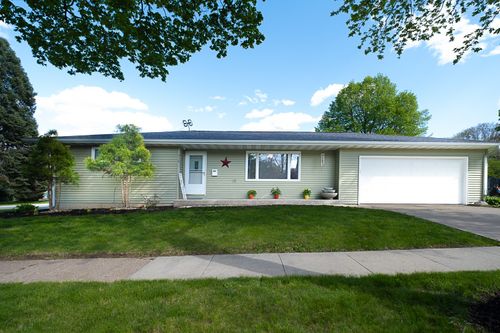 316 3rd Avenue Nw, Mt Vernon, IA, 52314 | Card Image