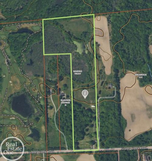 512 Stoney Creek Road, Oakland Charter Township, MI, 48363 | Card Image