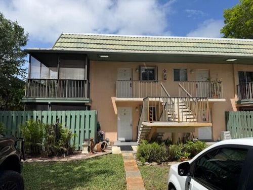 3-1844 Fairview Villas Dr, Palm Springs, FL, 33406-6663 | Card Image