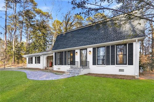 2037 Stoneleigh Dr, Stone Mountain, GA, 30087-1431 | Card Image