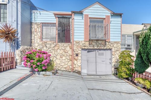 150 Cambridge St, San Francisco, CA, 94134-1006 | Card Image