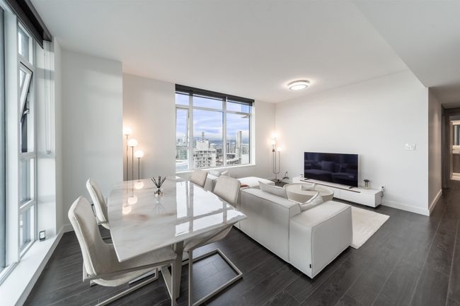 3702 - 9887 Whalley Blvd, Condo with 3 bedrooms, 2 bathrooms and 1 parking in Surrey BC | Image 7