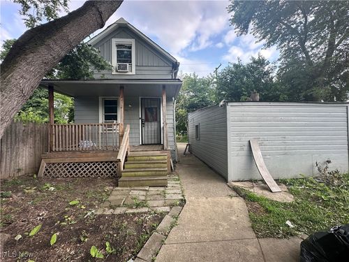 7507 Elton Ave, Cleveland, OH, 44102-4139 | Card Image