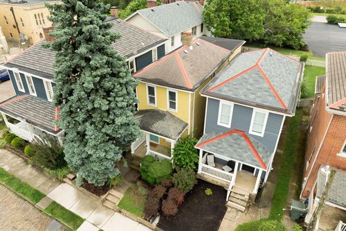 688 Hamlet St, Columbus, OH, 43215-1533 | Card Image