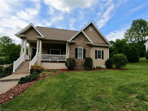 166 Downy Brook Ln, Pinnacle, NC, 27043-9526 | Card Image