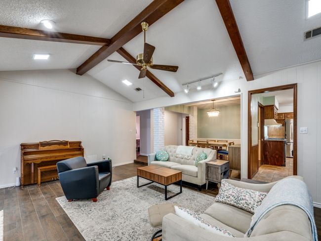 2206 Shady View Ct, House other with 3 bedrooms, 2 bathrooms and null parking in Arlington TX | Image 6