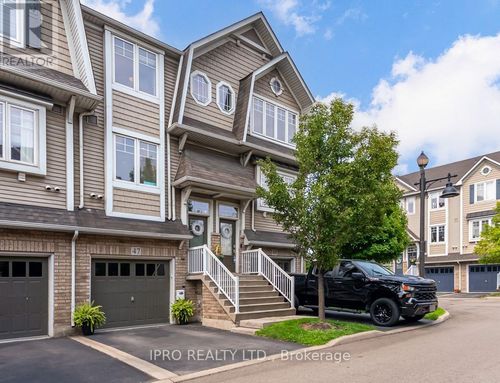 47-337 Beach Blvd, Hamilton, ON, L8H6W4 | Card Image