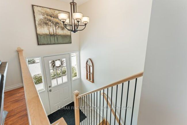 34 Centre St, House other with 4 bedrooms, 2 bathrooms and 3 parking in Newburgh ON | Image 5